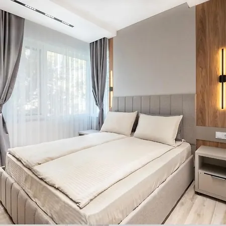 сенатор Self Check-in 3* Пловдив