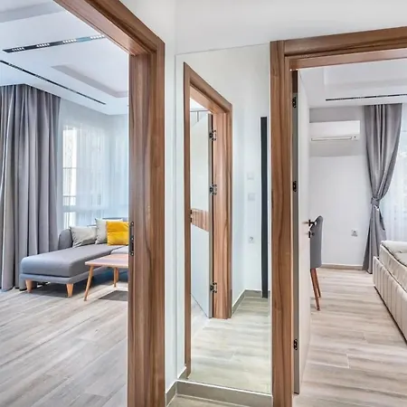 Aparthotel сенатор Self Check-in 3*