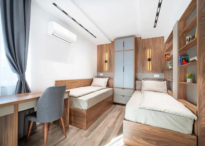 сенатор Self Check-in Apart Otel 3*